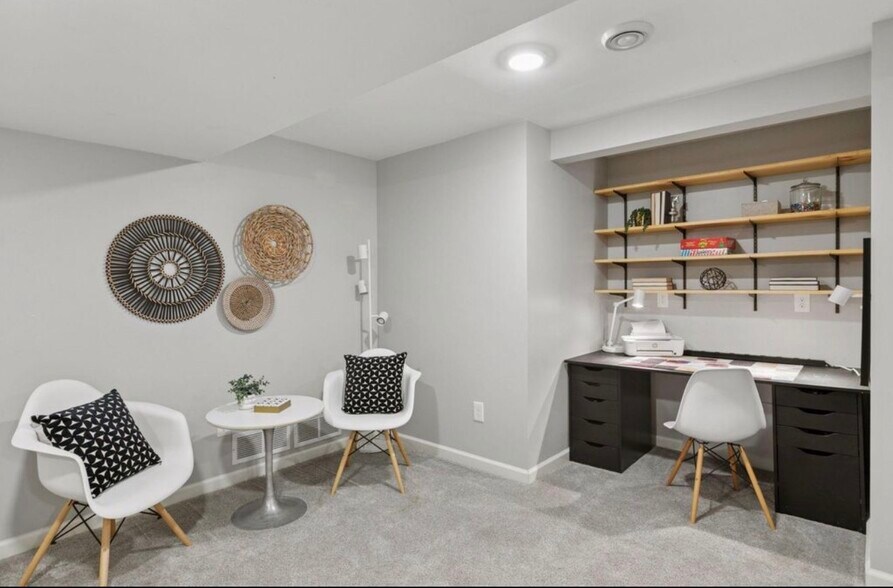 Building Photo - 5217 France Ave S