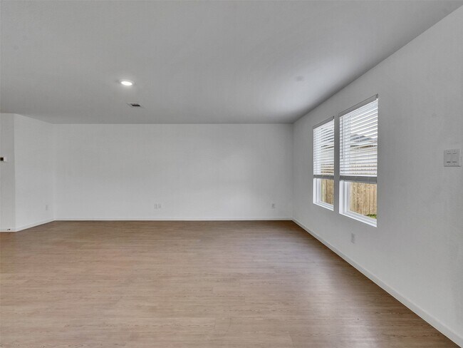 Building Photo - 12406 Lady Slipper Rd