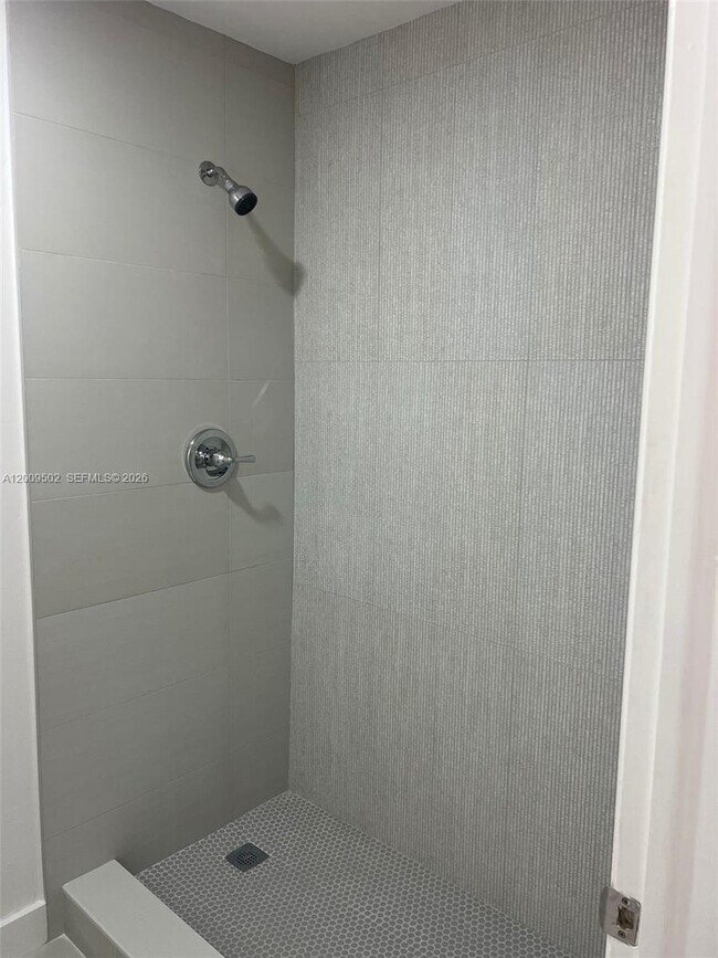 Building Photo - 9203 SW 138th Pl