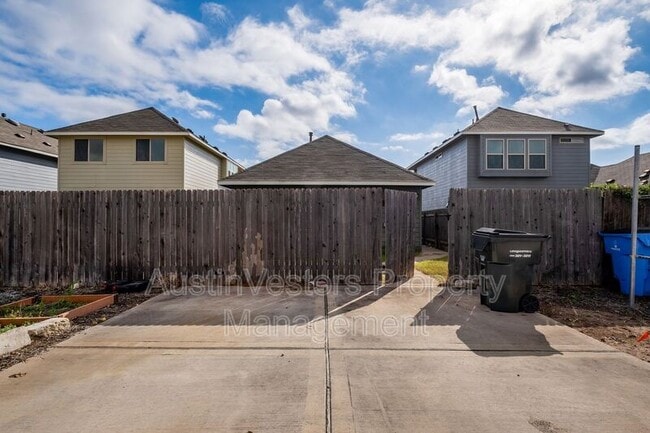 Building Photo - 4614 Esper Ln