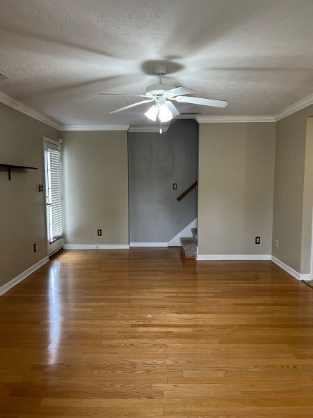 Building Photo - 3 bdrm/2 ba coming soon, close to downtown