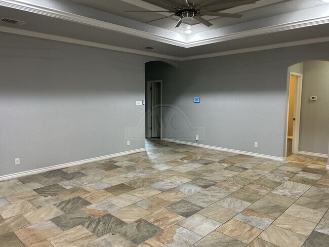 Building Photo - 1604 Granex Dr