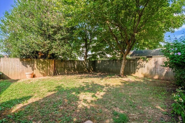Building Photo - Single Family Home in Berwyn