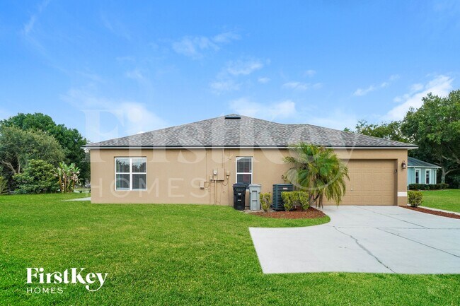 Building Photo - 2079 Hayfield Way