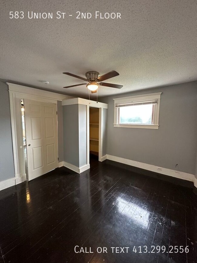 Building Photo - Spacious 3 Bedroom Unit in Springfield's O...