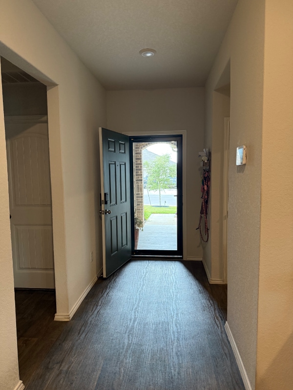 Building Photo - 764 Armadillo Dr