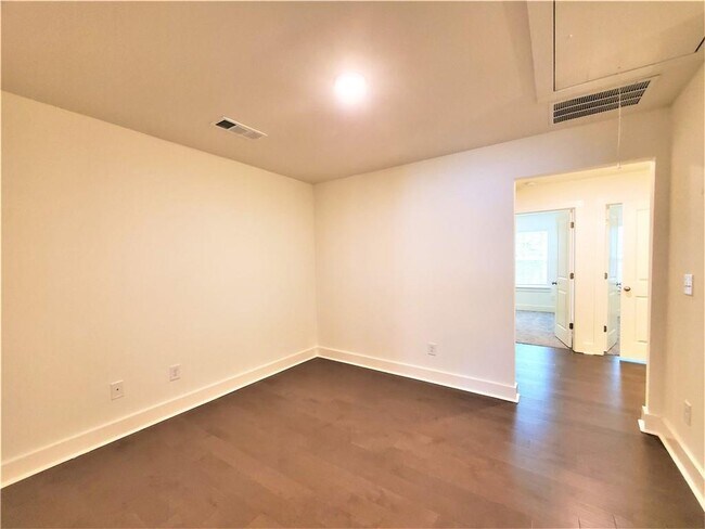 Building Photo - 389 Auburn Valley Wy