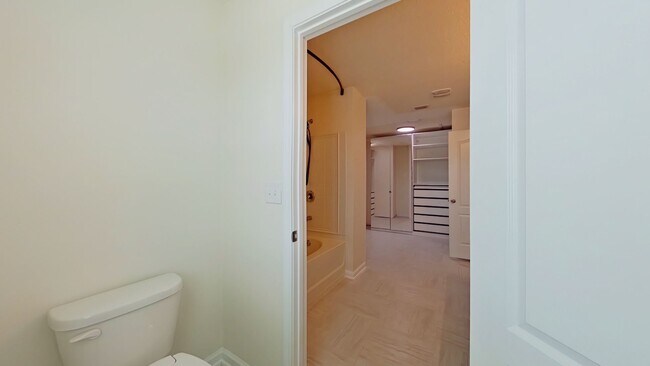 Building Photo - Gorgeous 5 Bedroom Home in Alta Lakes!