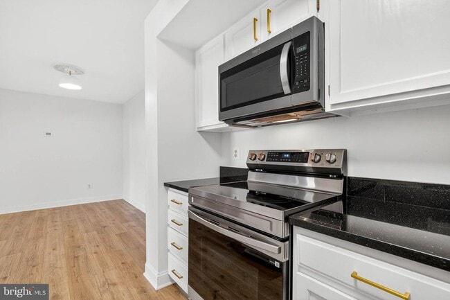 Building Photo - 6910 Sandra Marie Cir