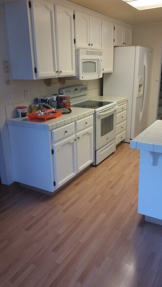 Building Photo - 170 Mohave Ter