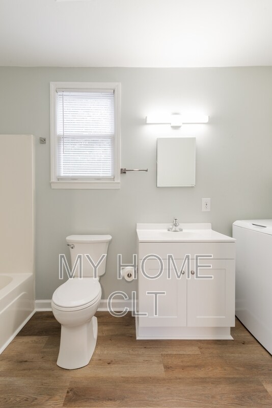 Building Photo - 3037 Marlowe Ave