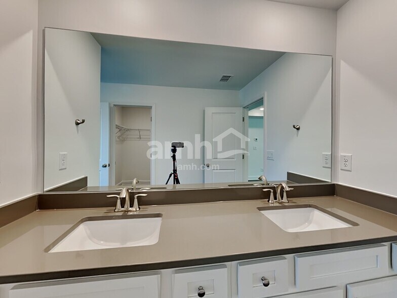 Building Photo - 799 Alcovy Ml Pk