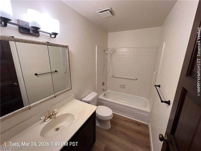 Building Photo - 2547 Egret Cir