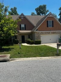 Building Photo - Elegant Two-Story Living – 5 Beds, 2.5 Baths