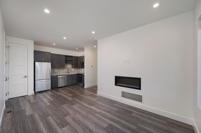 Building Photo - 75 Highnoon Way