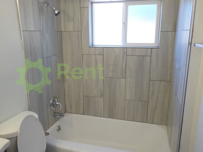 Building Photo - 3426 Smith Ave SE