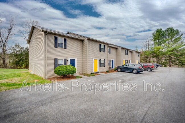 Building Photo - 2637 US-11W