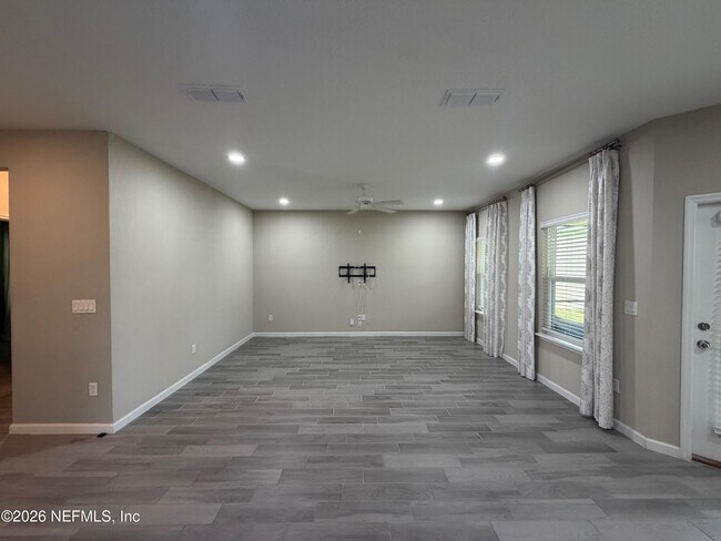 Building Photo - 2219 Major Oak St
