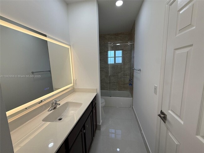 Building Photo - 8132 SW 17th Ct