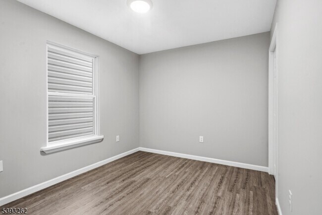 Building Photo - 74 16th Ave