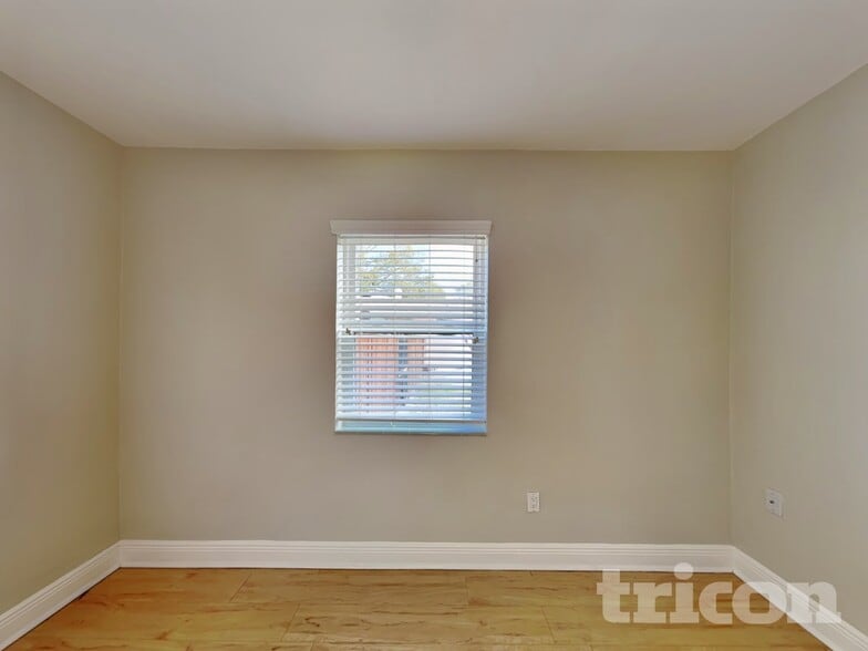 Building Photo - 1362 Admiral Woodson Ln