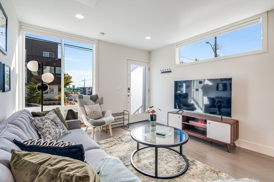 Building Photo - 4301 Dayton Ave N