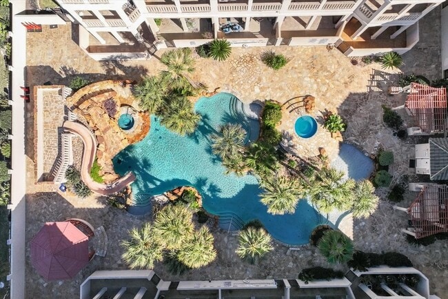 Building Photo - 14910 Leeward Dr