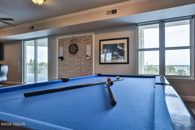 Building Photo - 2801 S Ridgewood Ave