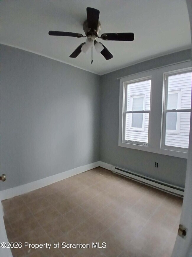 Building Photo - 47 E Parker St