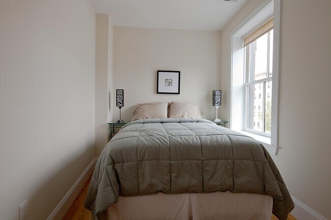 Primary Photo - 784 Tremont St