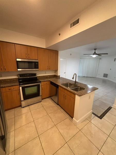 Building Photo - 1830 Radius Dr