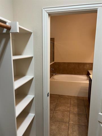 Building Photo - 6333 Spring Ranch Dr