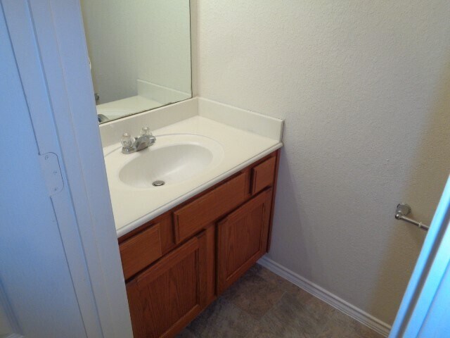 Building Photo - 16822 Libson Falls Dr