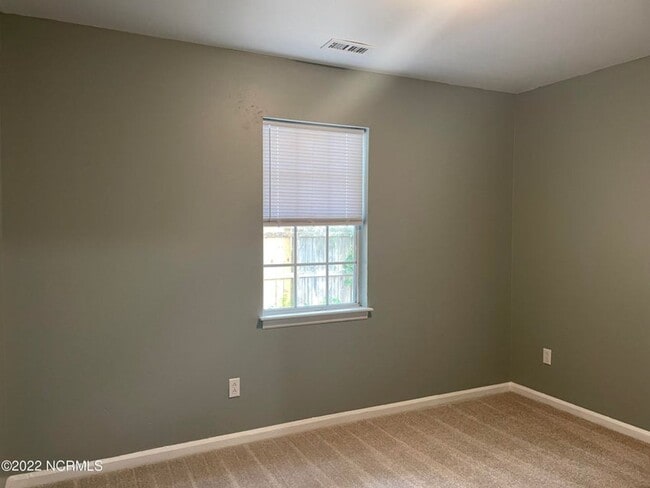 Building Photo - Welcome to Foxhorn Village