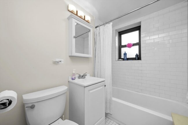 Building Photo - 30 Lawton Rd