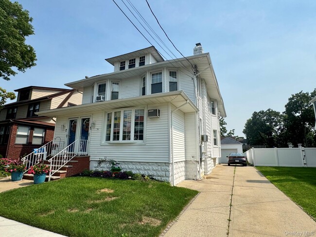Building Photo - 100 Davison Ave