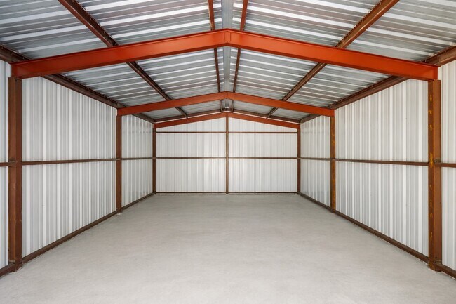 Building Photo - 5161 Lazy Ln