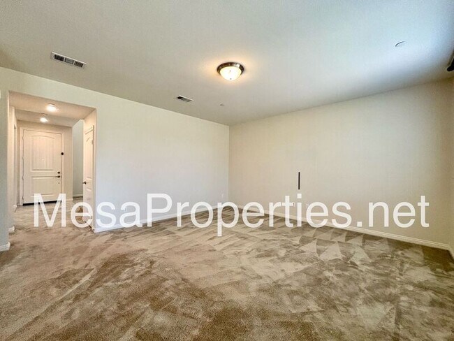 Building Photo - 12302 Del Sur St