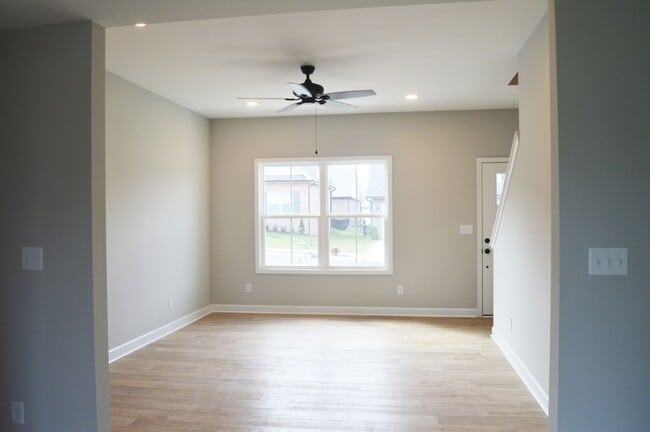 Building Photo - 1430 Village Lp