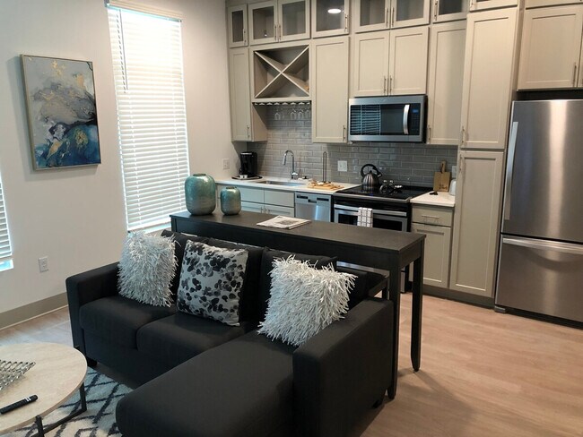 Building Photo - 13154 Ballantyne Corporate Pl