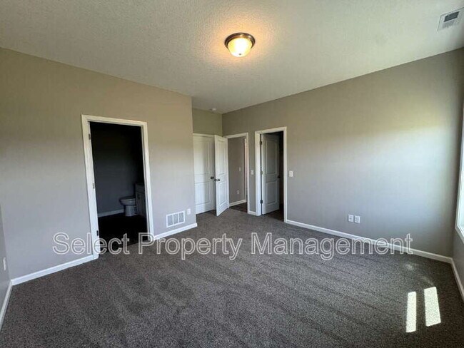 Building Photo - 8793 Elmont Cv