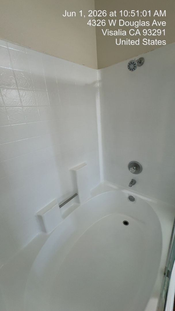 Building Photo - 3231