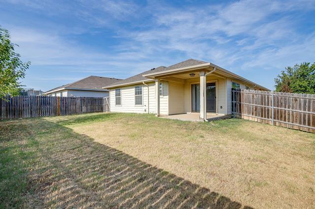 Building Photo - 14024 Esperanza Dr