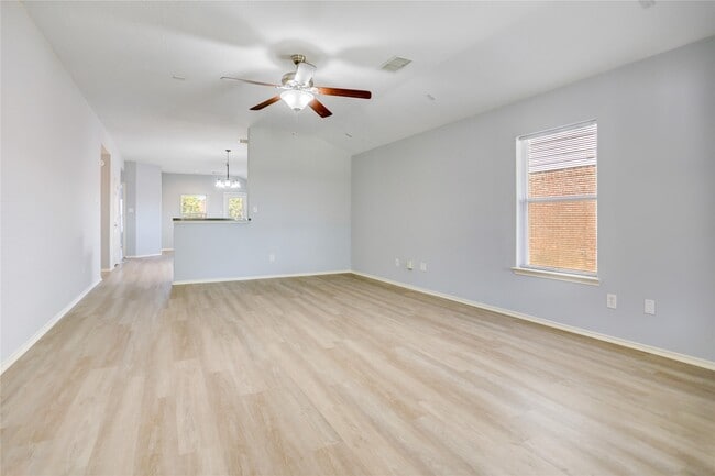 Building Photo - 20119 Bitterroot Ranch Dr