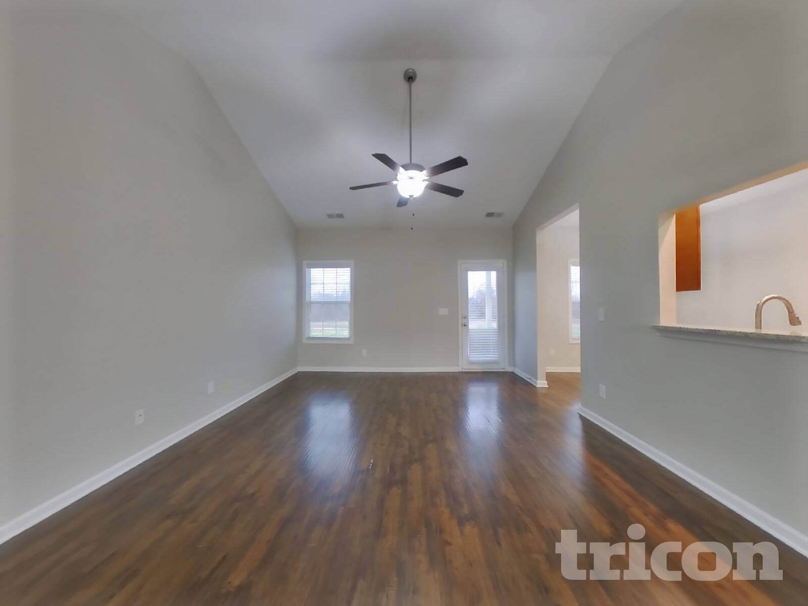 Building Photo - 809 Ellyson Dr