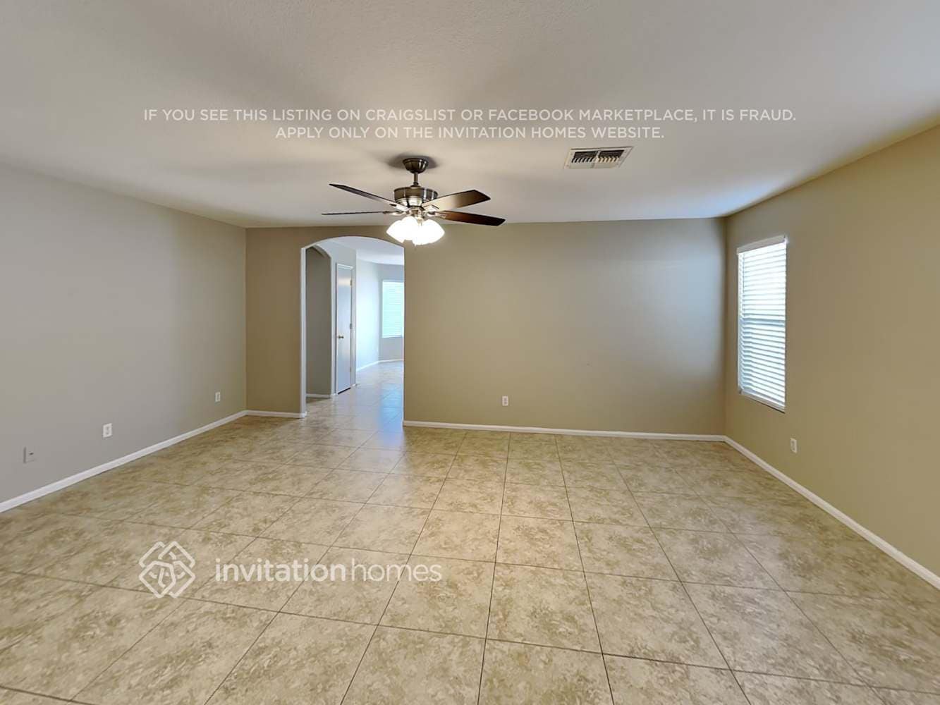 Building Photo - 40177 N Costa Del Sol Dr