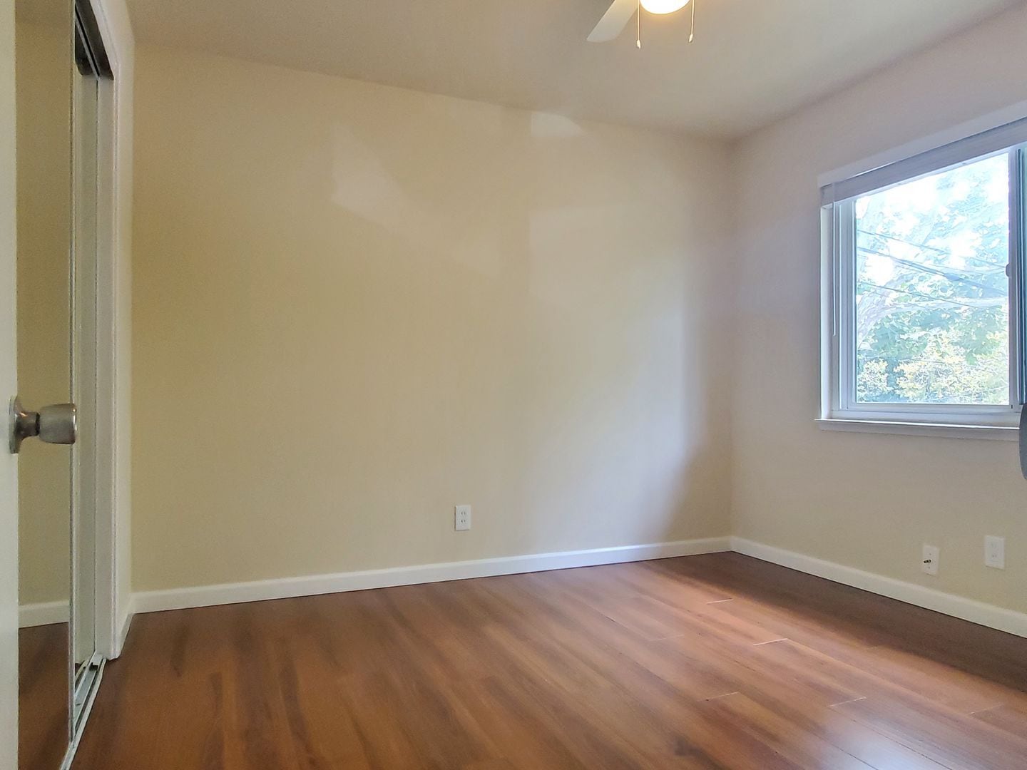 Building Photo - 511-523 E Reed St