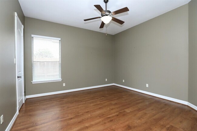 Building Photo - 13810 Nathan Ridge Ln