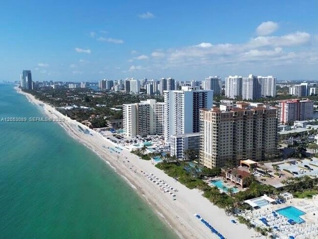 Building Photo - 2080 S Ocean Dr