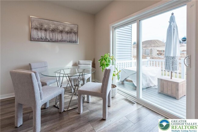 Building Photo - 4936 Brookside Ct